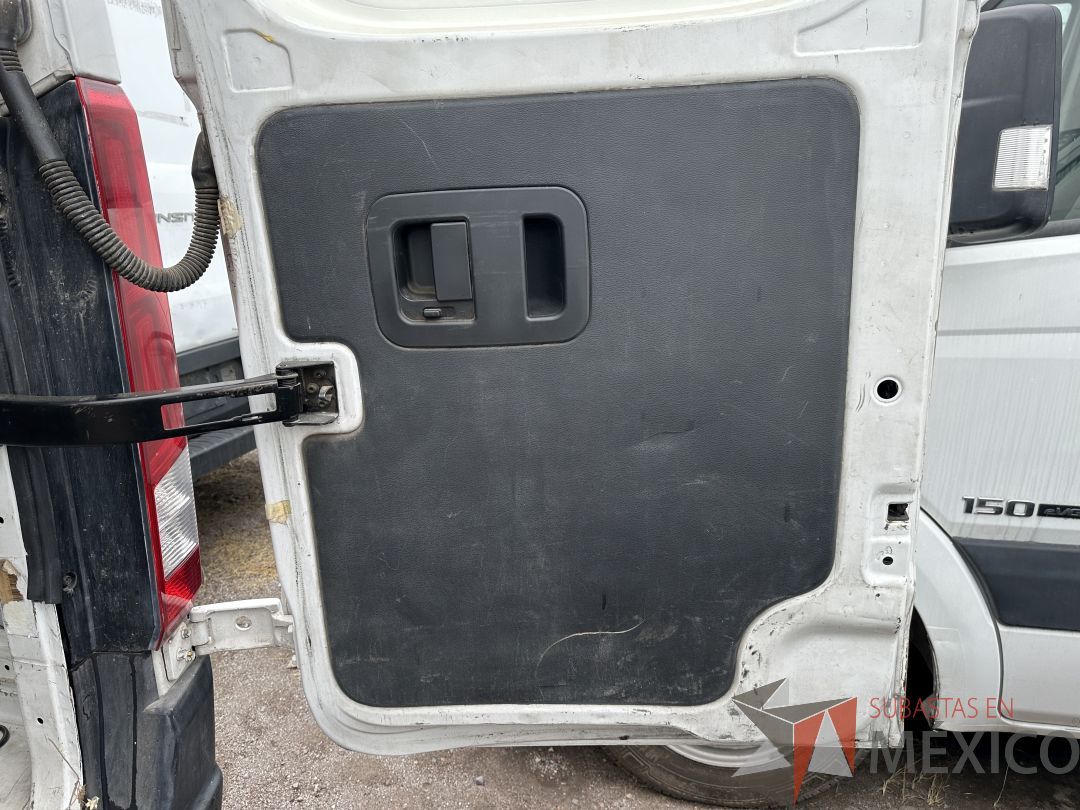 Lote 003 - Camioneta HYUNDAI H350, Año 2021, 108,950 km - Imagen 41