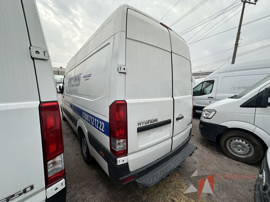 Lote 003 - Camioneta HYUNDAI H350, Año 2021, 108,950 km - Imagen 43