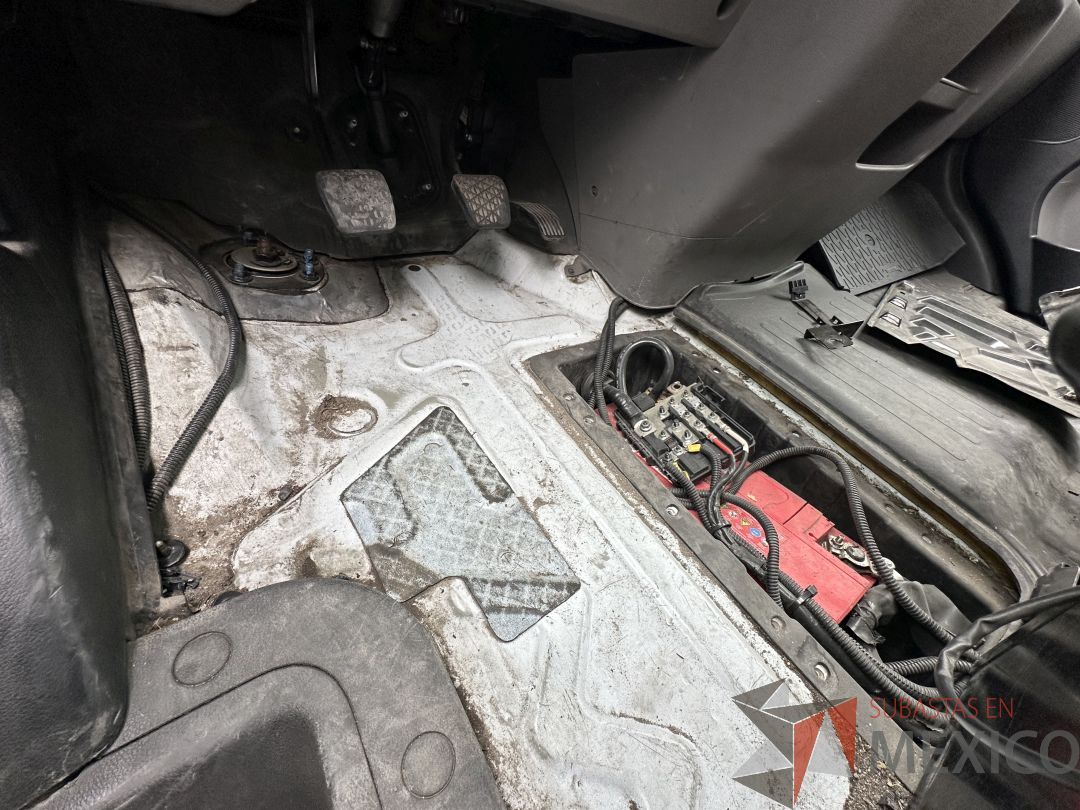Lote 003 - Camioneta HYUNDAI H350, Año 2021, 108,950 km - Imagen 49
