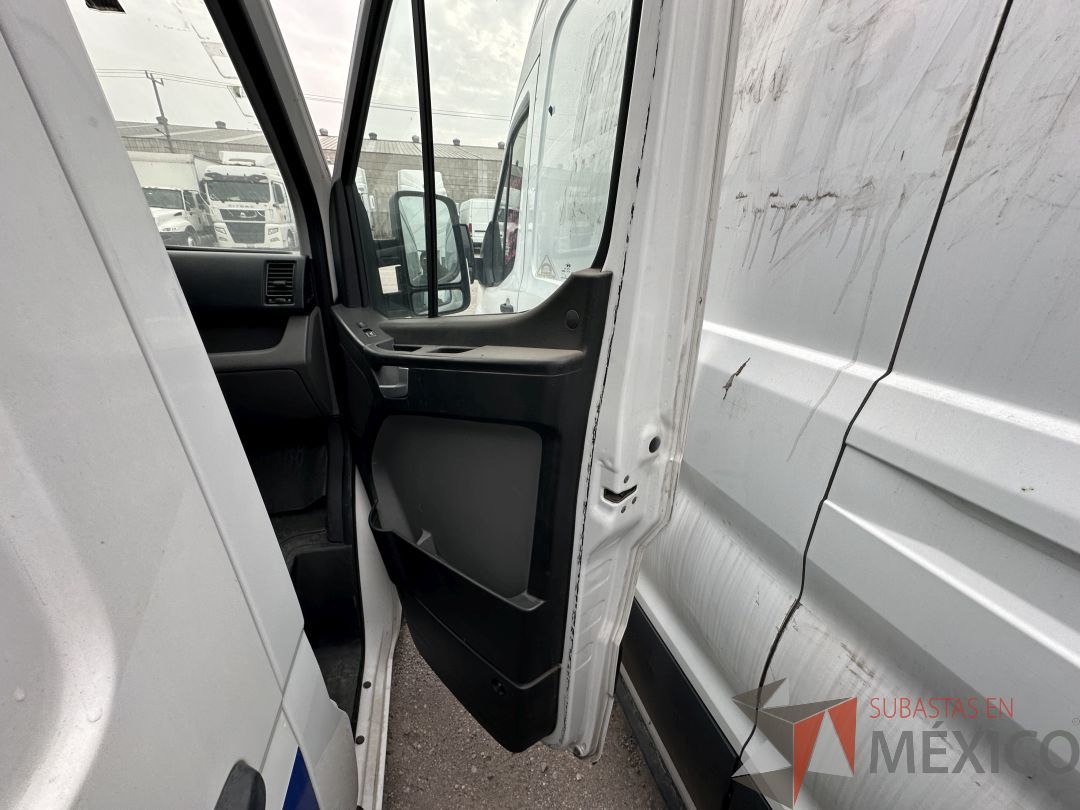 Lote 003 - Camioneta HYUNDAI H350, Año 2021, 108,950 km - Imagen 51