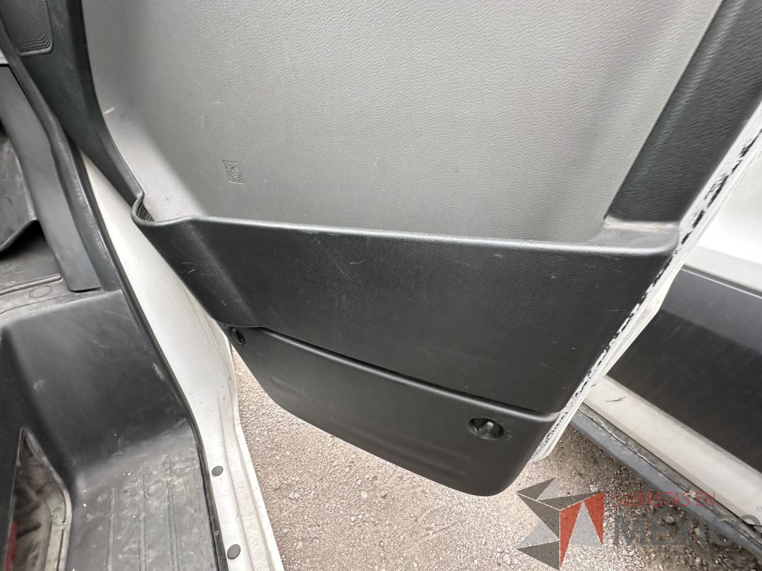 Lote 003 - Camioneta HYUNDAI H350, Año 2021, 108,950 km - Imagen 52