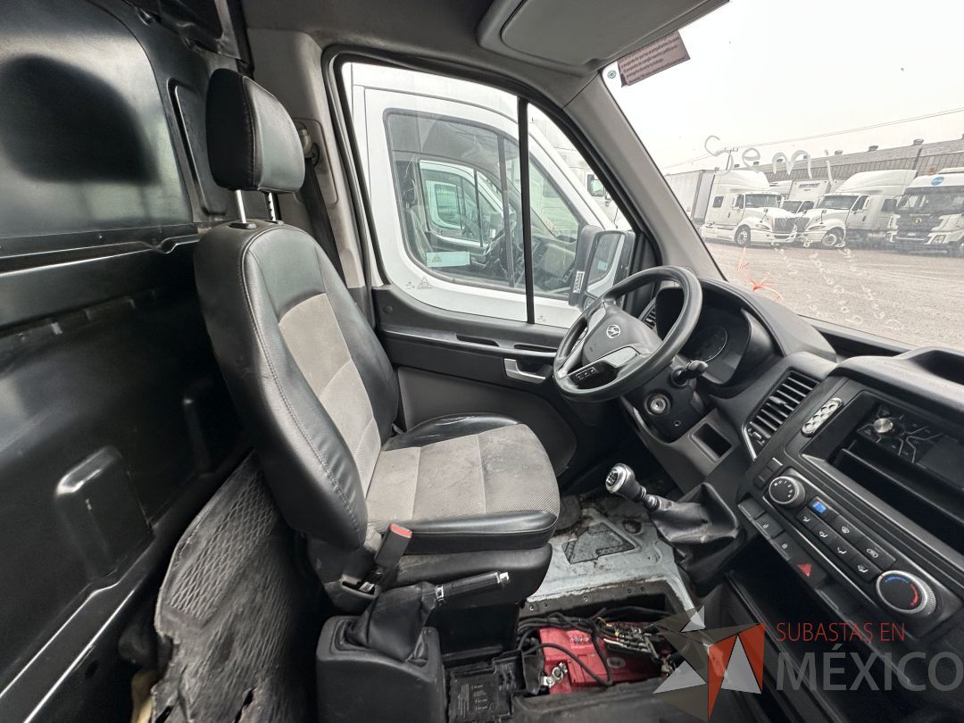 Lote 003 - Camioneta HYUNDAI H350, Año 2021, 108,950 km - Imagen 60