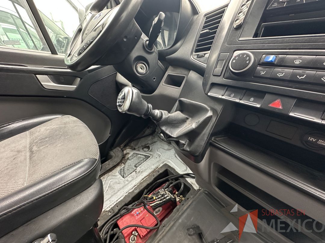 Lote 003 - Camioneta HYUNDAI H350, Año 2021, 108,950 km - Imagen 63