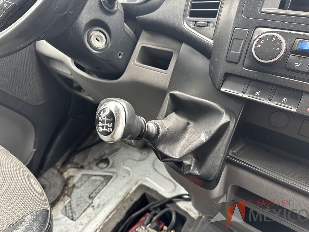 Lote 003 - Camioneta HYUNDAI H350, Año 2021, 108,950 km - Imagen 64