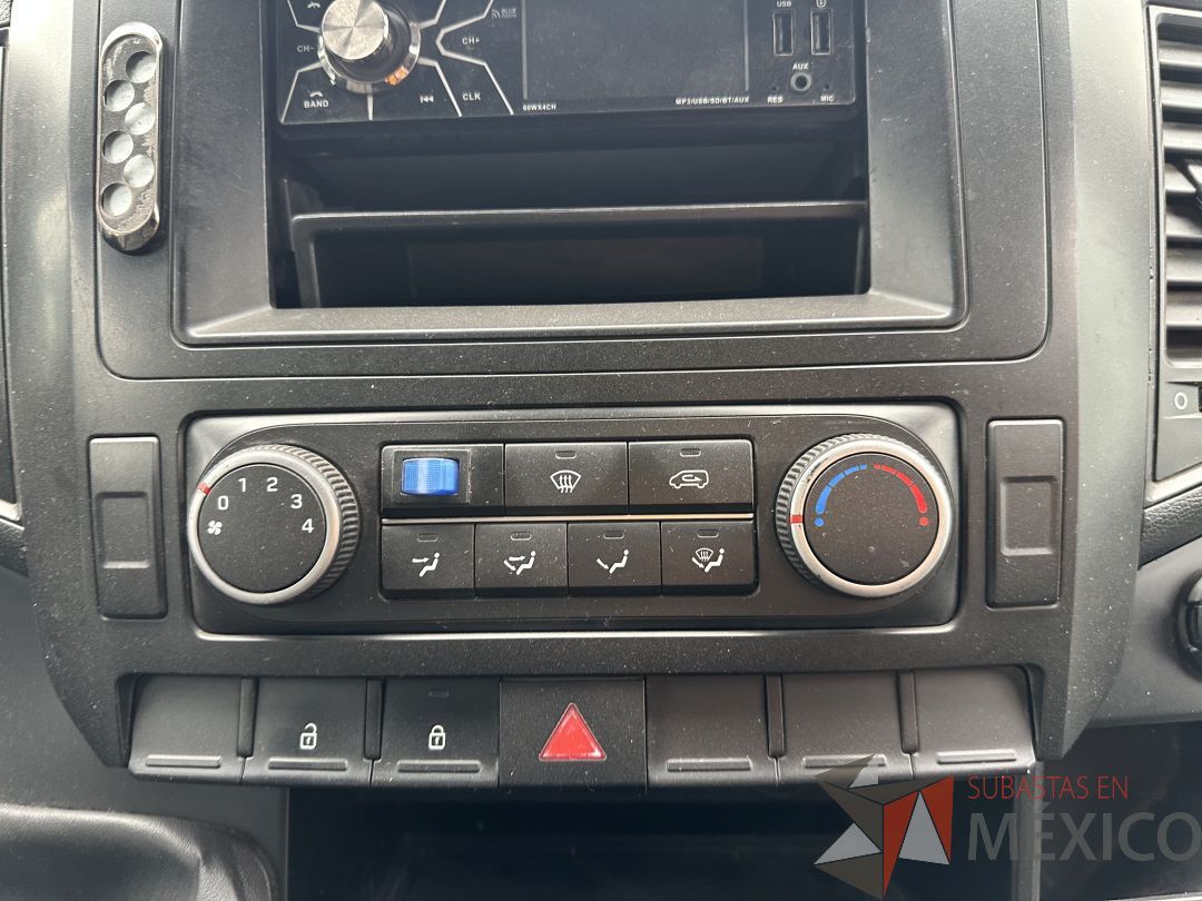 Lote 003 - Camioneta HYUNDAI H350, Año 2021, 108,950 km - Imagen 65