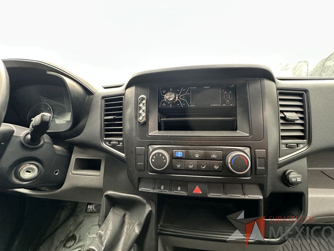 Lote 003 - Camioneta HYUNDAI H350, Año 2021, 108,950 km - Imagen 67
