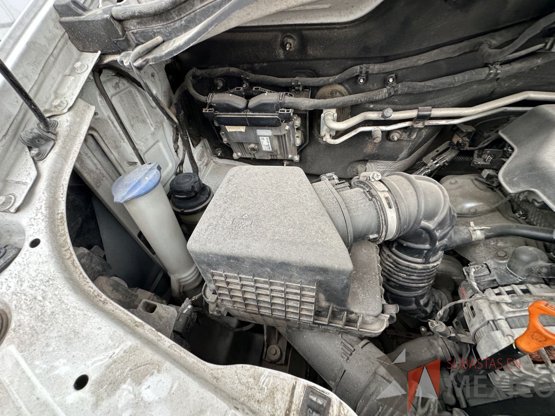 Lote 002 - Camioneta HYUNDAI H350, Año 2021, 72,756 km - Imagen 11