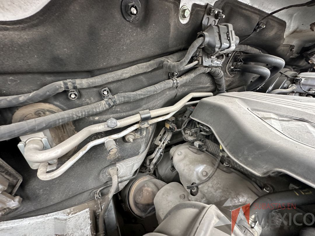 Lote 002 - Camioneta HYUNDAI H350, Año 2021, 72,756 km - Imagen 12