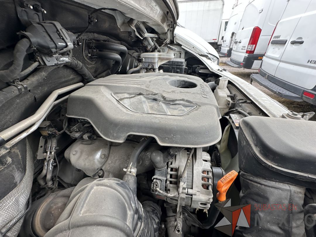 Lote 002 - Camioneta HYUNDAI H350, Año 2021, 72,756 km - Imagen 16