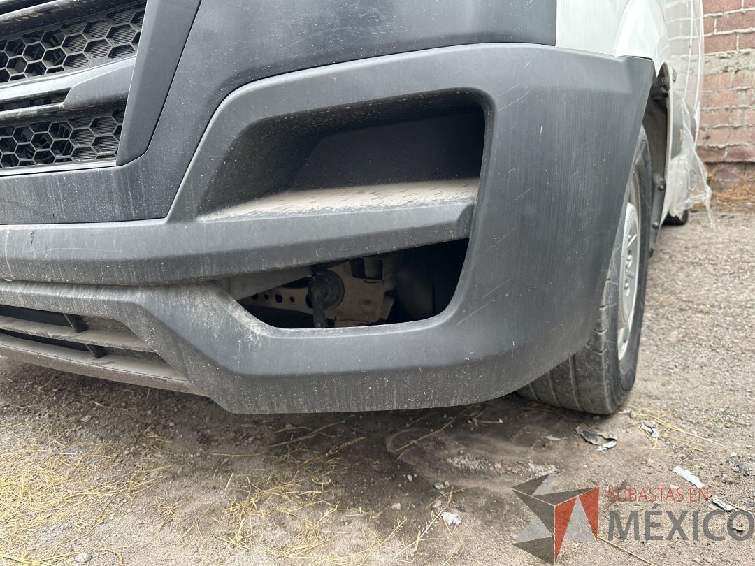 Lote 002 - Camioneta HYUNDAI H350, Año 2021, 72,756 km - Imagen 25