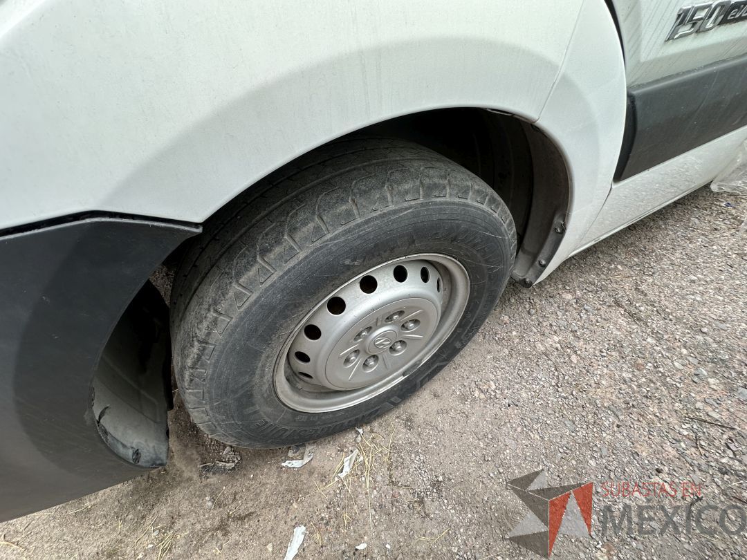 Lote 002 - Camioneta HYUNDAI H350, Año 2021, 72,756 km - Imagen 28