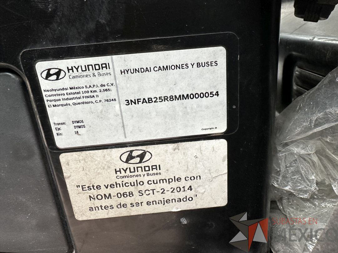Lote 002 - Camioneta HYUNDAI H350, Año 2021, 72,756 km - Imagen 32