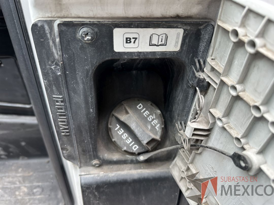 Lote 002 - Camioneta HYUNDAI H350, Año 2021, 72,756 km - Imagen 46