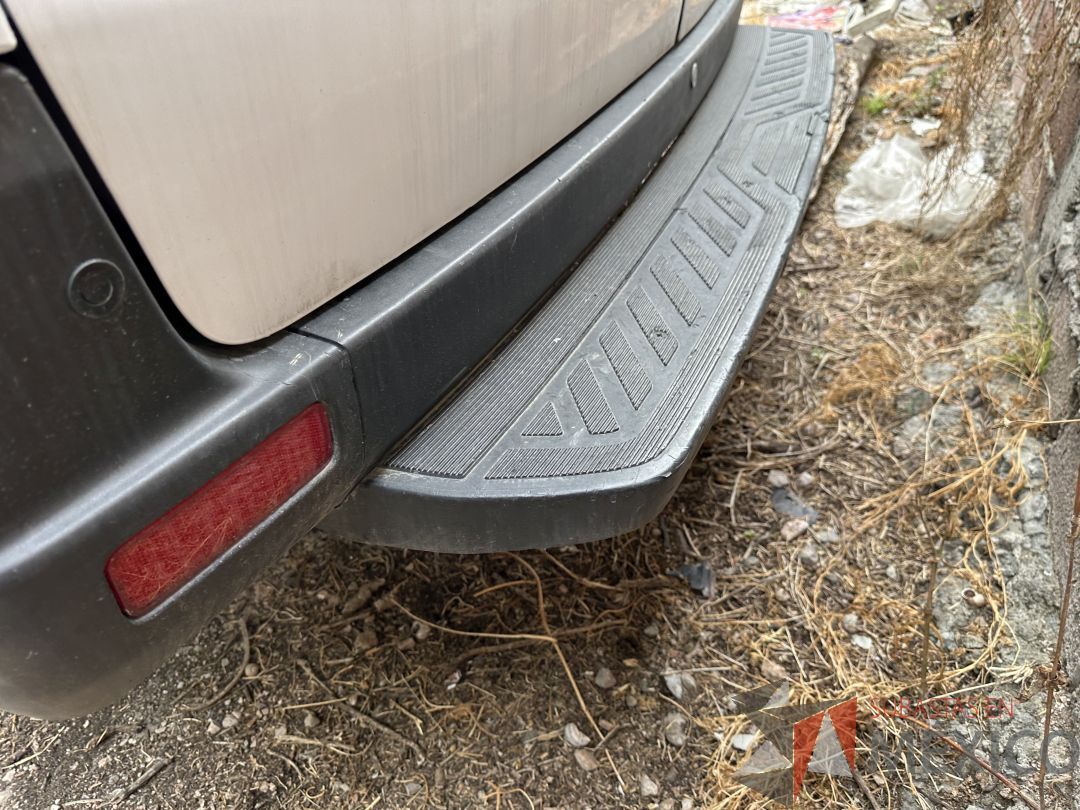 Lote 002 - Camioneta HYUNDAI H350, Año 2021, 72,756 km - Imagen 54