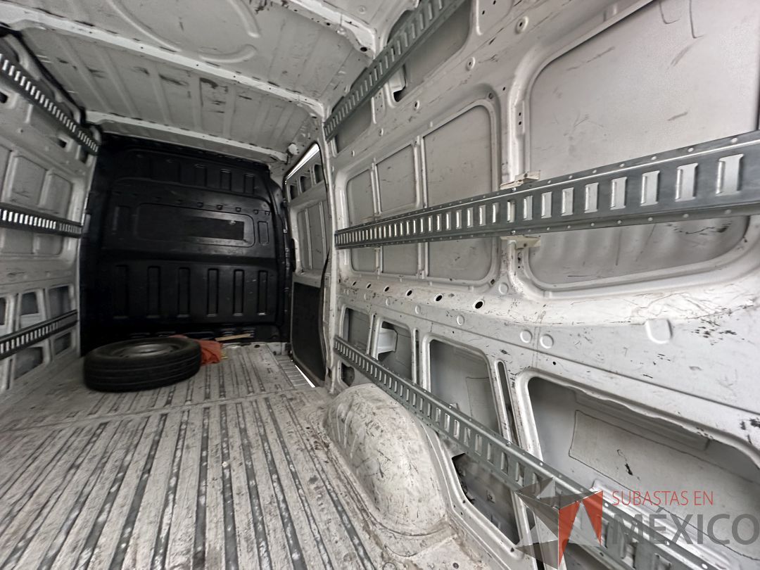 Lote 002 - Camioneta HYUNDAI H350, Año 2021, 72,756 km - Imagen 63
