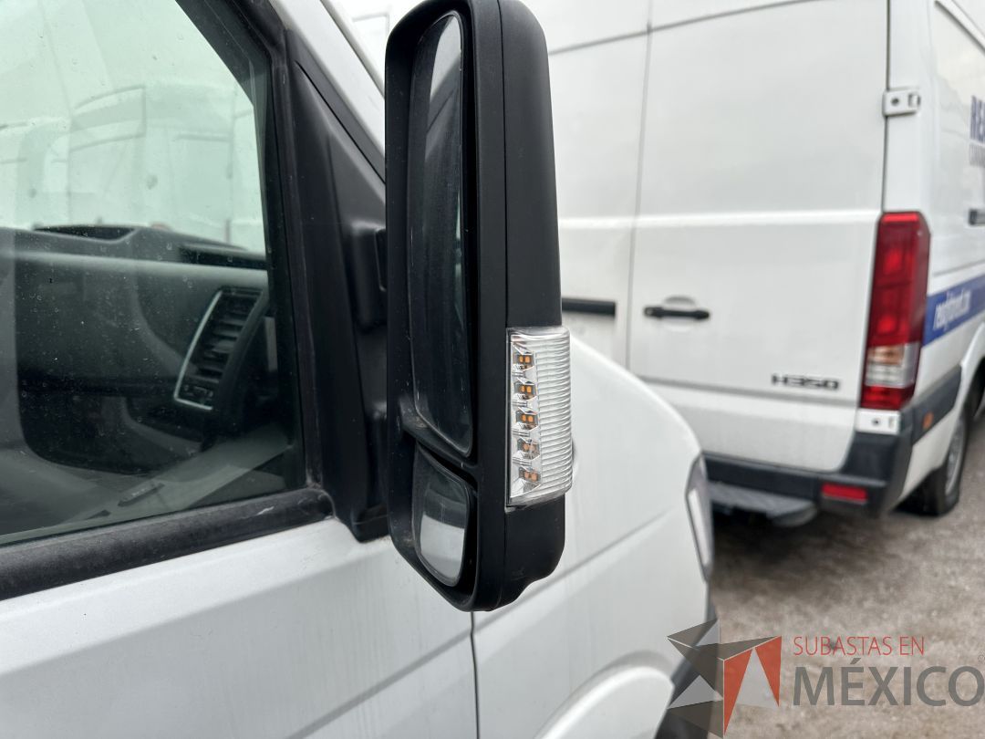 Lote 002 - Camioneta HYUNDAI H350, Año 2021, 72,756 km - Imagen 85