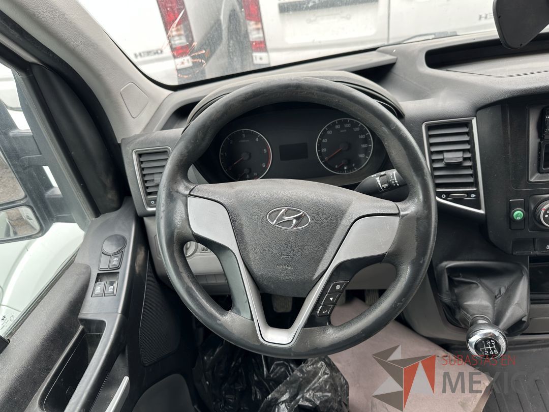 Lote 002 - Camioneta HYUNDAI H350, Año 2021, 72,756 km - Imagen 94