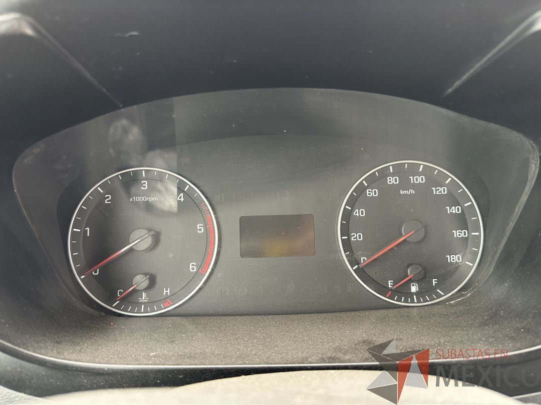 Lote 002 - Camioneta HYUNDAI H350, Año 2021, 72,756 km - Imagen 95