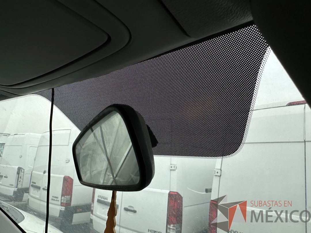 Lote 002 - Camioneta HYUNDAI H350, Año 2021, 72,756 km - Imagen 100