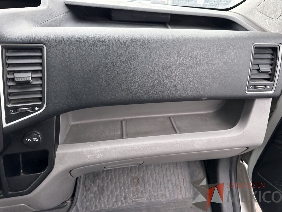 Lote 002 - Camioneta HYUNDAI H350, Año 2021, 72,756 km - Imagen 102