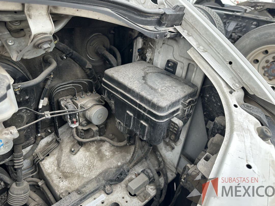 Lote 004 - Camioneta HYUNDAI H350, Año 2021, 71,840 km - Imagen 9