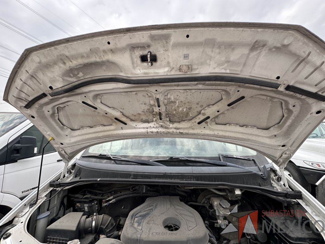 Lote 004 - Camioneta HYUNDAI H350, Año 2021, 71,840 km - Imagen 19