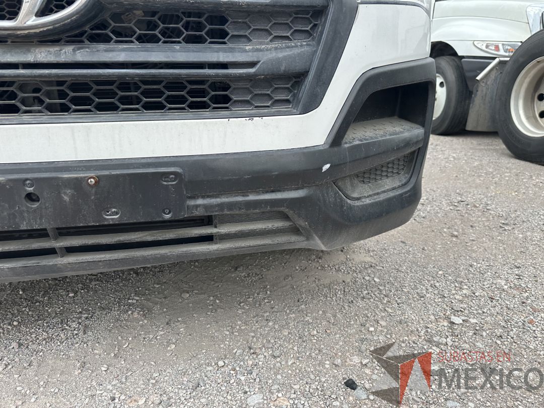 Lote 004 - Camioneta HYUNDAI H350, Año 2021, 71,840 km - Imagen 22