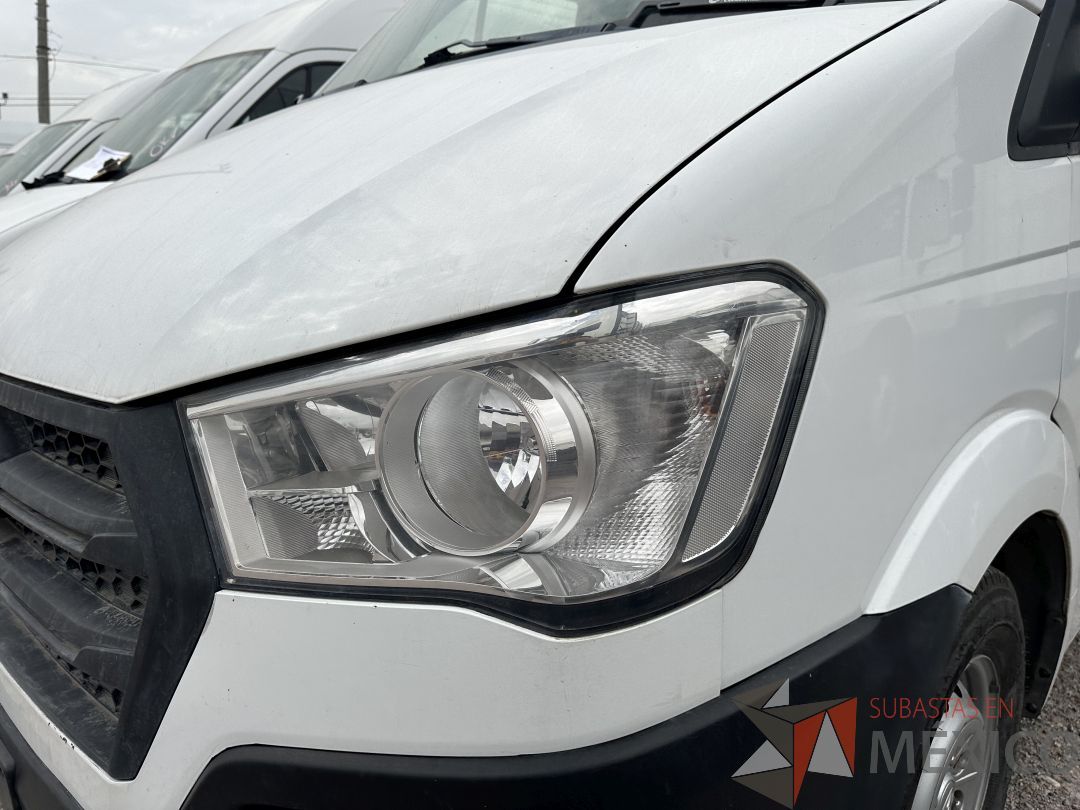Lote 004 - Camioneta HYUNDAI H350, Año 2021, 71,840 km - Imagen 24