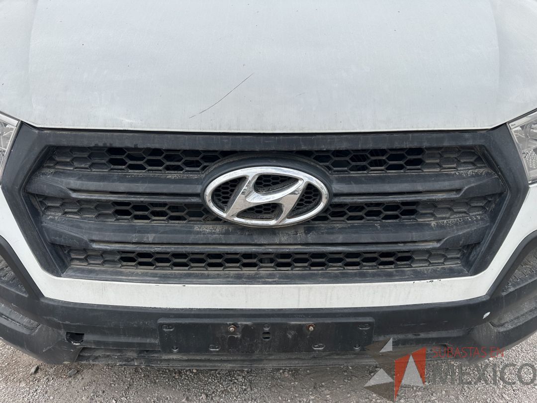Lote 004 - Camioneta HYUNDAI H350, Año 2021, 71,840 km - Imagen 25