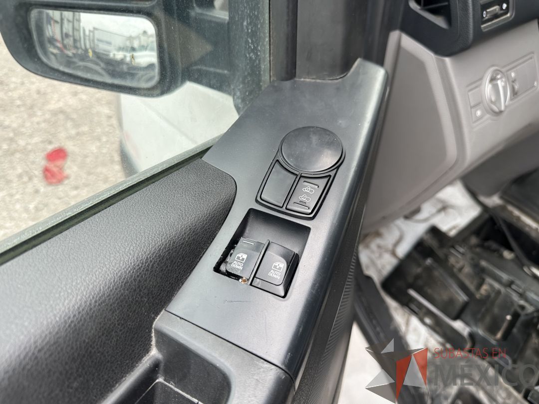 Lote 004 - Camioneta HYUNDAI H350, Año 2021, 71,840 km - Imagen 39