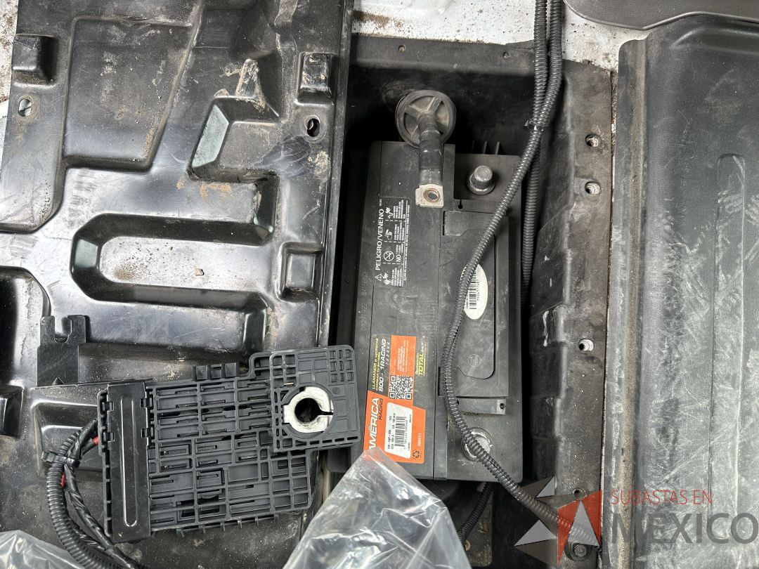 Lote 004 - Camioneta HYUNDAI H350, Año 2021, 71,840 km - Imagen 41