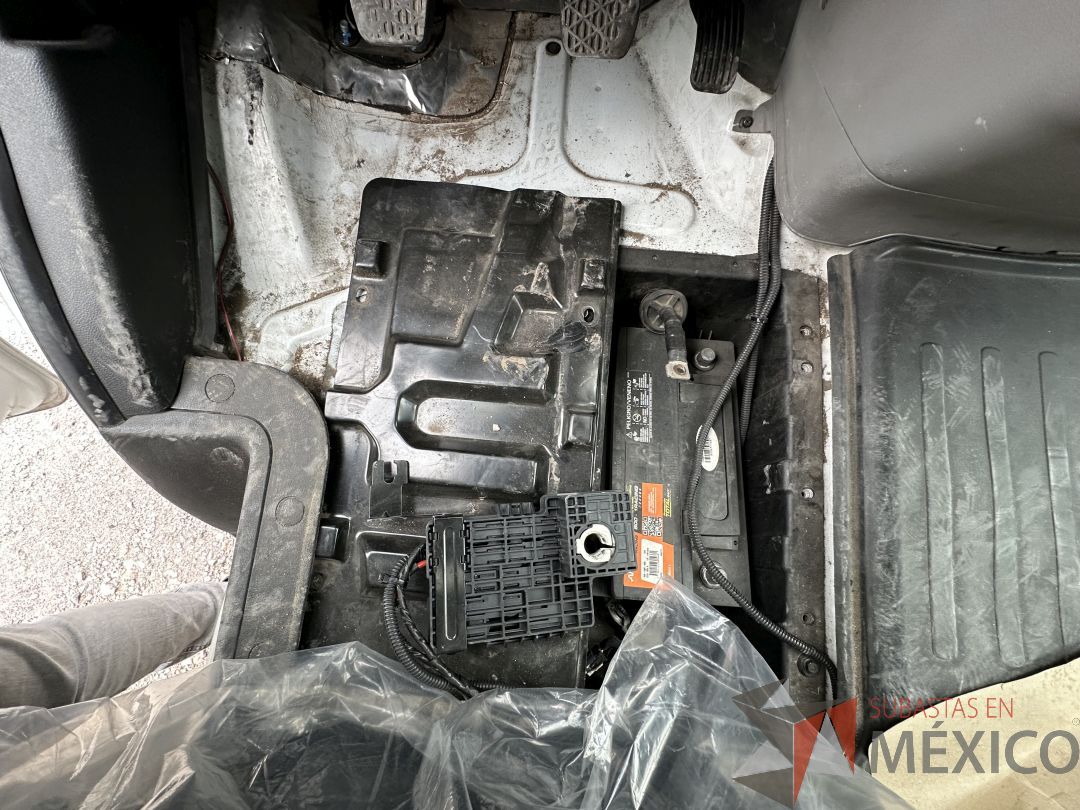 Lote 004 - Camioneta HYUNDAI H350, Año 2021, 71,840 km - Imagen 42