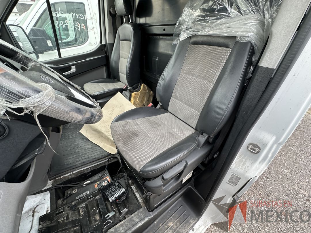 Lote 004 - Camioneta HYUNDAI H350, Año 2021, 71,840 km - Imagen 54