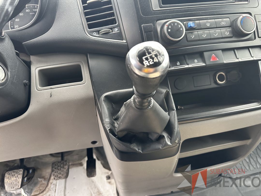 Lote 004 - Camioneta HYUNDAI H350, Año 2021, 71,840 km - Imagen 65