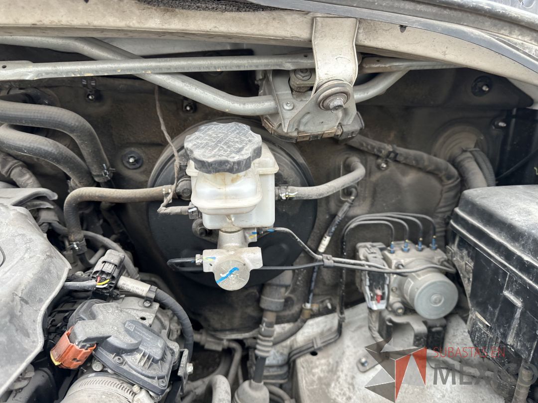 Lote 001 - Camioneta HYUNDAI H350, Año 2021, 451,912 km - Imagen 7