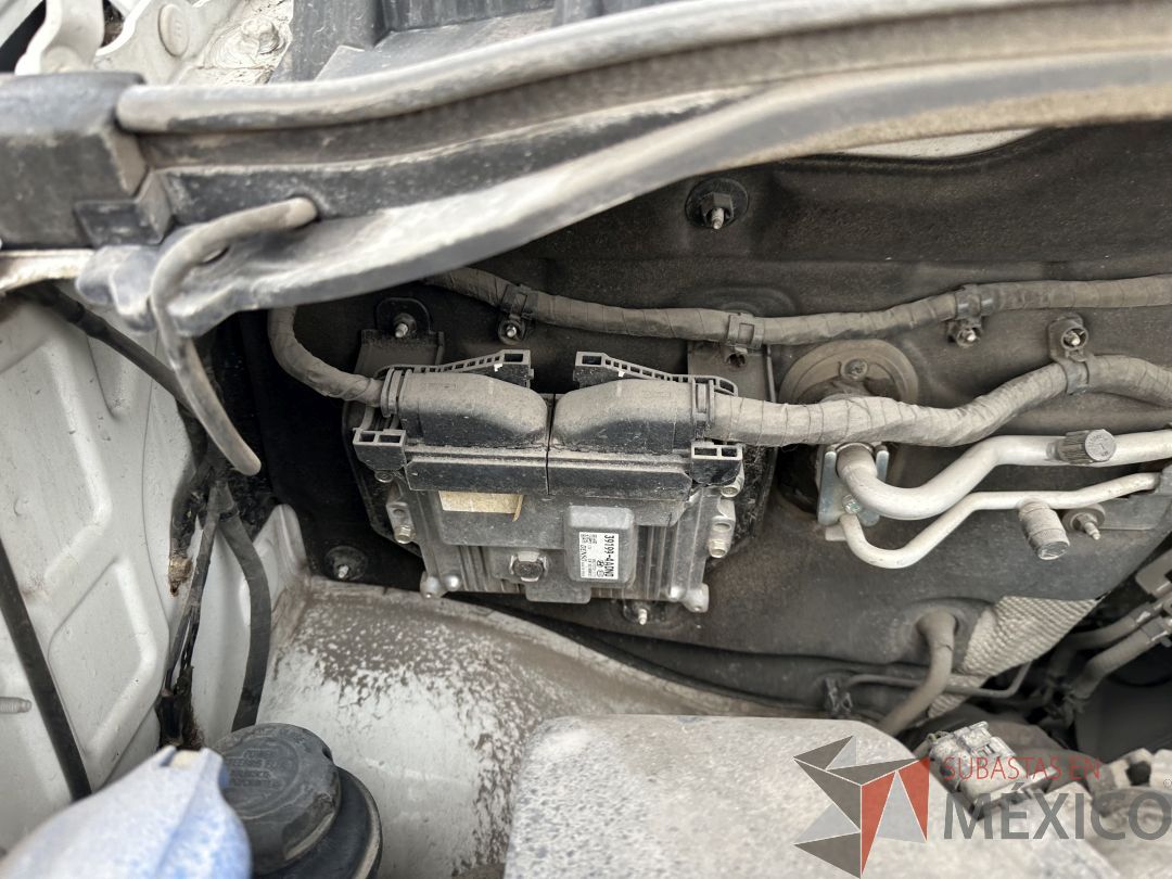 Lote 001 - Camioneta HYUNDAI H350, Año 2021, 451,912 km - Imagen 12