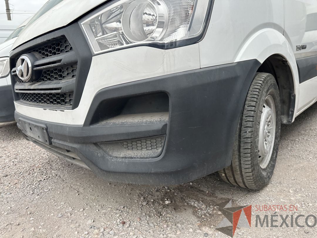 Lote 001 - Camioneta HYUNDAI H350, Año 2021, 451,912 km - Imagen 21