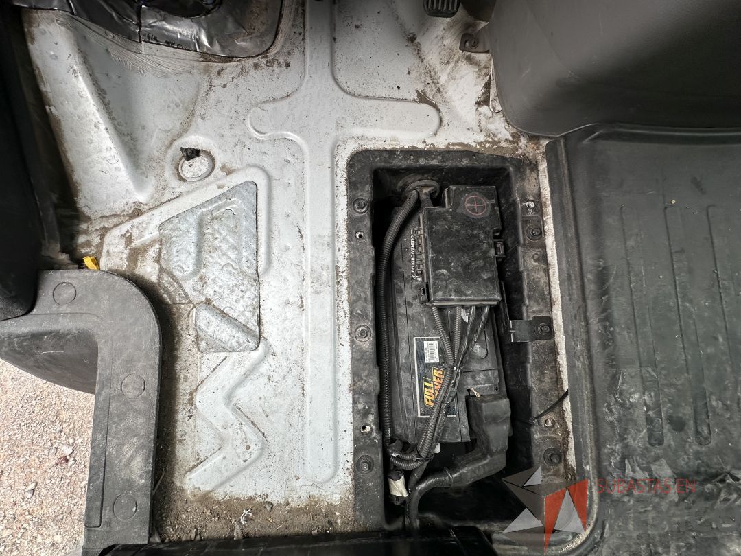 Lote 001 - Camioneta HYUNDAI H350, Año 2021, 451,912 km - Imagen 39
