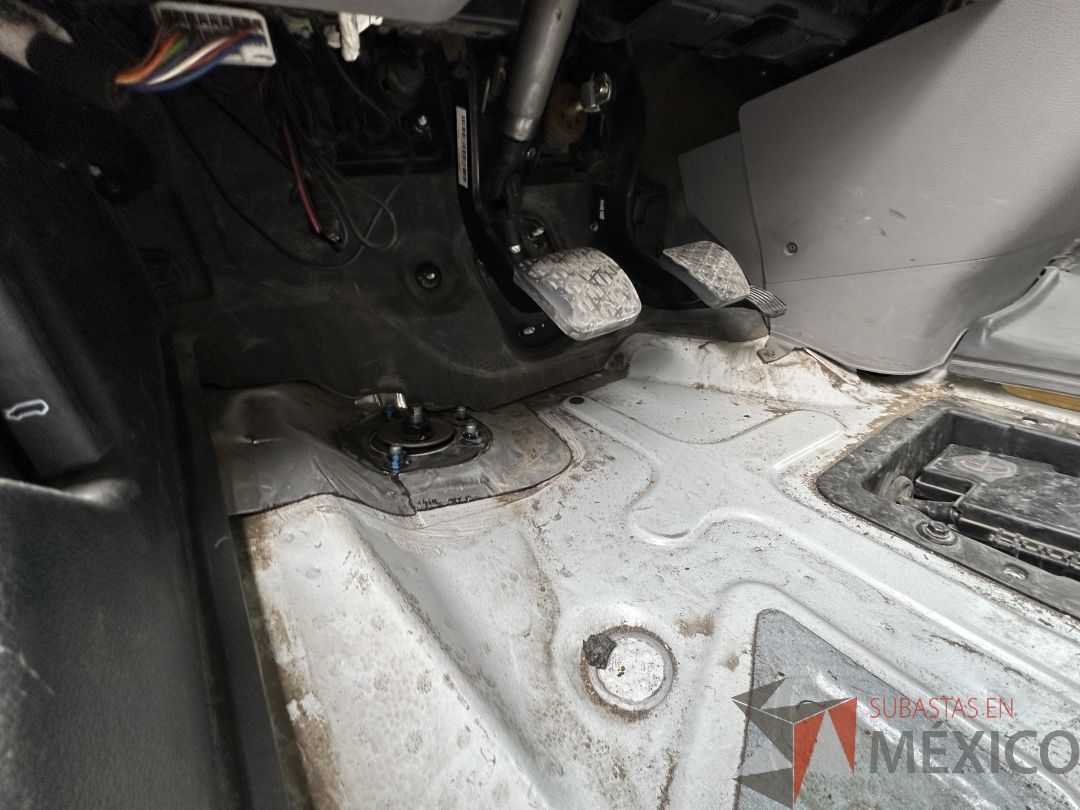 Lote 001 - Camioneta HYUNDAI H350, Año 2021, 451,912 km - Imagen 41
