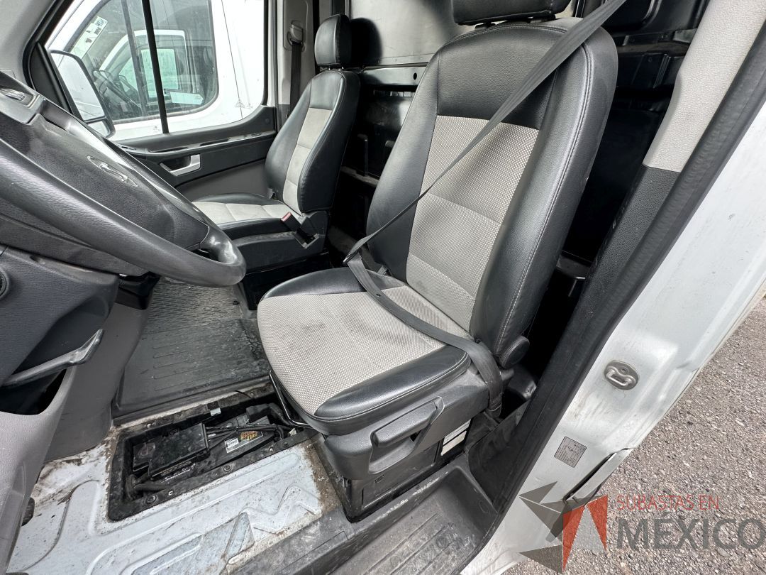 Lote 001 - Camioneta HYUNDAI H350, Año 2021, 451,912 km - Imagen 47