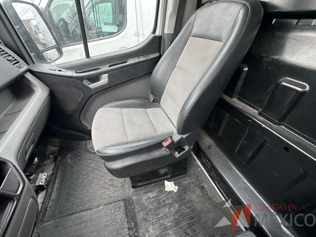 Lote 001 - Camioneta HYUNDAI H350, Año 2021, 451,912 km - Imagen 51