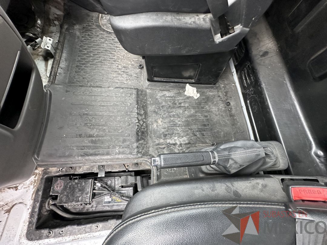 Lote 001 - Camioneta HYUNDAI H350, Año 2021, 451,912 km - Imagen 52