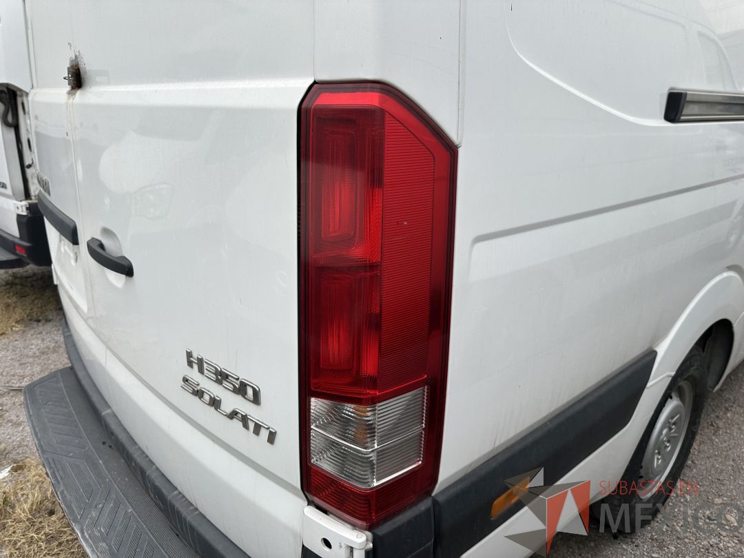 Lote 001 - Camioneta HYUNDAI H350, Año 2021, 451,912 km - Imagen 100