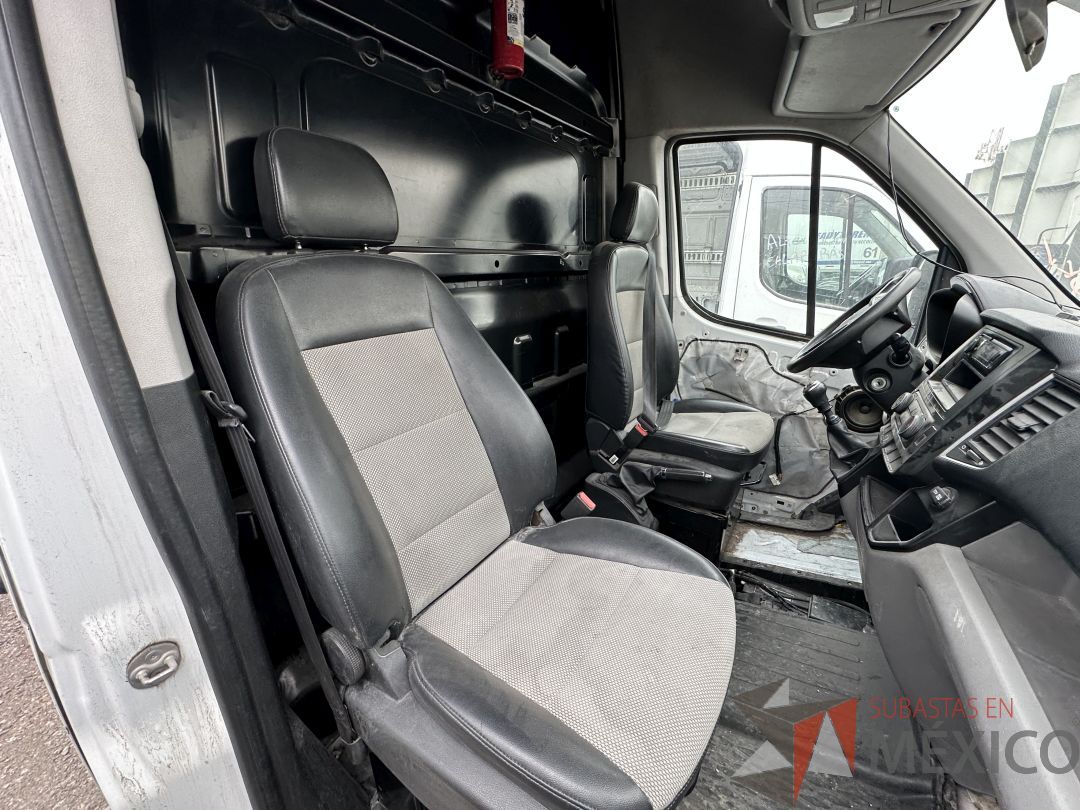 Lote 001 - Camioneta HYUNDAI H350, Año 2021, 451,912 km - Imagen 108