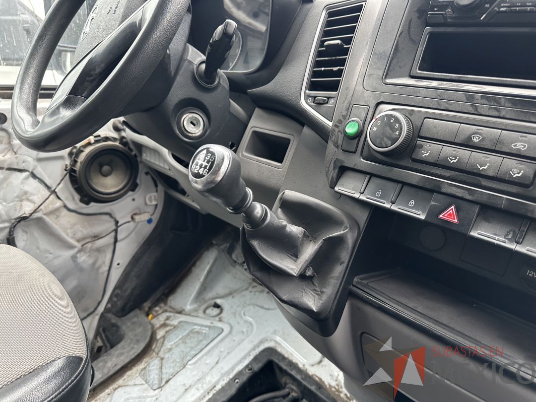 Lote 001 - Camioneta HYUNDAI H350, Año 2021, 451,912 km - Imagen 111