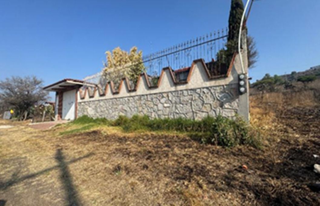 Lote 002 - Casa con 3 niveles de 600.00 m2 ubicado en Calle Zíngaro, Manzana 29 Lote 12, Col. Campestre, Fracc. Praderas del Potrero, municipio de Tepeji del Rio Estado de Hidalgo, C.P. 57100 - Imagen 2