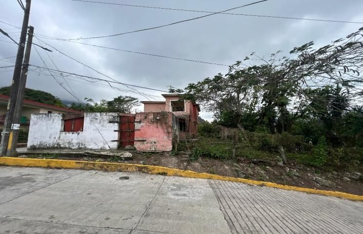 Lote 007 - Casa Habitación de 729 m2 ubicada Una Fracción del Solar Urbano s/n, en la Congregacion de Cristobal Hidalgo del Municipio de Yecuatla, Veracruz, ubicado ahora en Av. 5 de Mayo y Calle 20 de Noviembre, Lote 190, Yecuatla, Veracruz, C.P. 93900 - Imagen 2
