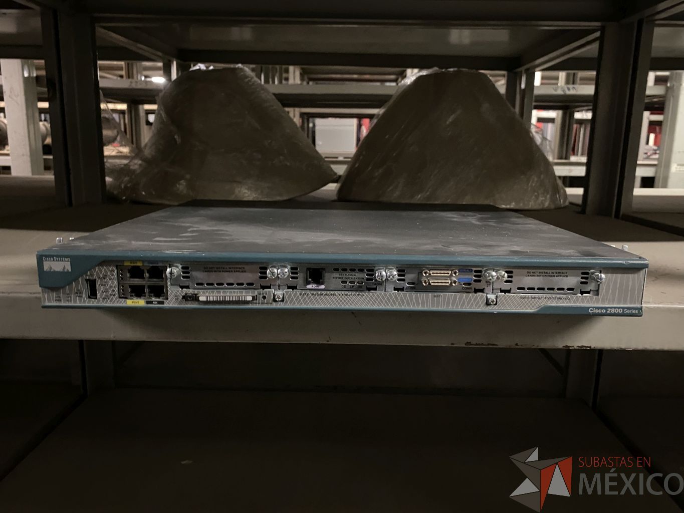 Lote 022 - 20 Switch Cisco diferentes modelos - Imagen 8