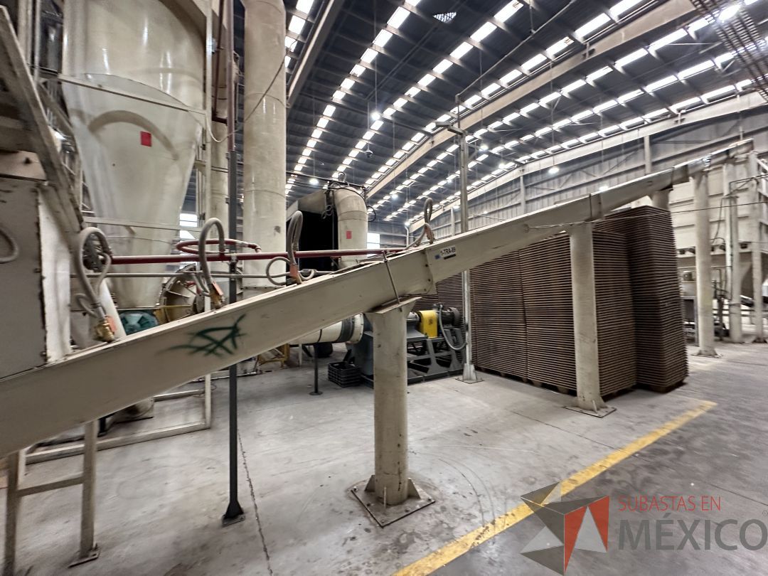 Lote 001 - Equipo semiautomático de fabricación de tarimas de madera aglomerada - Imagen 43