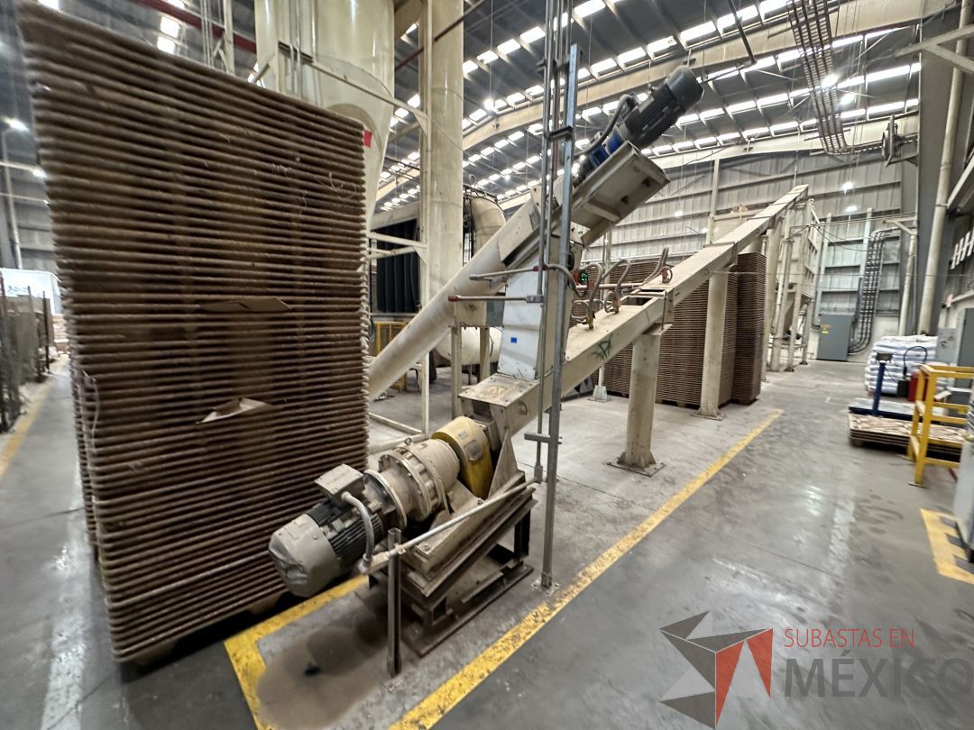 Lote 001 - Equipo semiautomático de fabricación de tarimas de madera aglomerada - Imagen 44